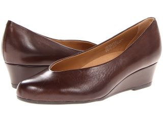 Earth Woodbury Womens Wedge Shoes (Tan)
