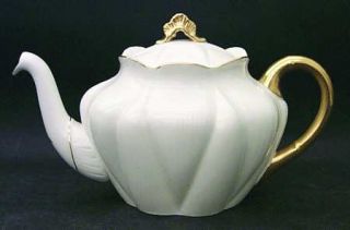 Shelley Regency Teapot & Lid, Fine China Dinnerware   Dainty Shape,Gold Trim,Whi