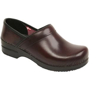Sanita Clogs Womens Professional Addison Bordeaux Shoes, Size 40 M   458006W 47