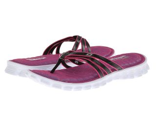 SKECHERS Sport Cooling Gel 3 Strap Thong Sandal Womens Sandals (Black)