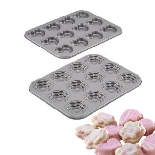 Cake Boss 2  Piece Heart and Flower Cookie Pan
