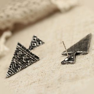 Oufan new full personality to do the old retro punk exaggerated earrings earrings (random color)