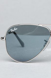 Ray Ban Sunglasses Aviator Framed tinted Silicone Nose Silver Blue