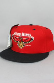 Vintage Deadstock Atlanta Hawks Fitted HatRedBlack