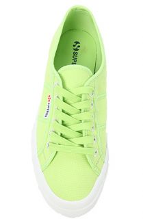 Superga Sneaker 2750 in Acid Green