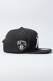 Mitchell & Ness The Brooklyn Nets Solid Script Snapback Cap in Black White