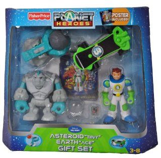 Planet Heroes Year 2007 Exclusive 2 Pack 5 Inch Tall Action Figure Gift Set   Asteroid Tiny with Catapult and Boulder, Earth Ace with Removable Helmet and SuperBoard, 2 Trading Cards Plus Bonus Poster Toys & Games