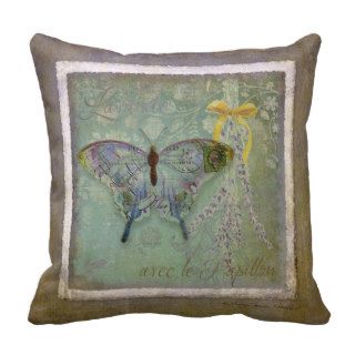 Lavende avec le Papillon, Lavender w Butterfly Throw Pillows