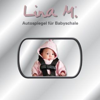Lina M. ® Rücksitzspiegel für Babyschale im Auto. Ein Babyschalenspiegel mit 2 Befestigungsvarianten, an der Kopfstütze, oder an der Heckscheibe. Der Autospiegel hat eine Spiegelfläche von 155 x 99 mm. Der Lina M.® Babyspiegel ist aus Glas mit Splitt