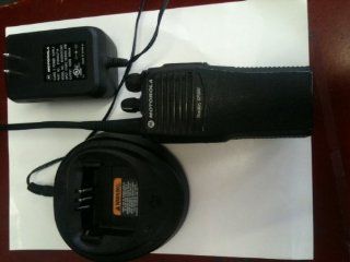 Motorola Radius CP200, UHF (438 470 Mhz), 4CHannels, 4Watts  Frs Two Way Radios 