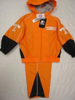 Tennessee Volunteers Youth / Kids 2 pc black and orange Wind Suit hooded jacket and pants Clothing