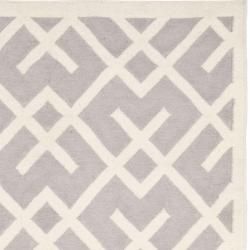 Safavieh Hand woven Moroccan Dhurrie Grey/ Ivory Wool Rug (5' x 8') Safavieh 5x8   6x9 Rugs