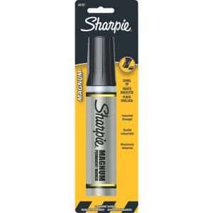 Sharpie Magnum Permanent Marker in Black 44101PP