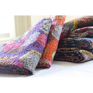 Handmade Quilted Kantha Throw Blanket (India) Throws