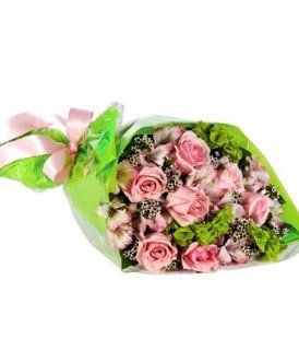 Sweetest Wishes Hand Tied Bouquet  Fresh Cut Format Mixed Flower Arrangements  Grocery & Gourmet Food