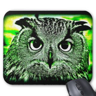 Owl goes Green Mouse Pad