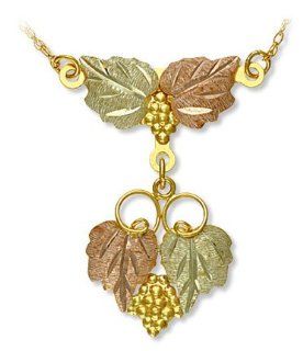 Landstroms Black Hills Gold necklace with large two piece pendant   E351 Landstroms Jewelry