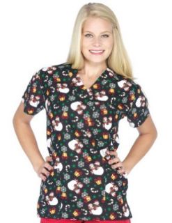 I Love Scrubs Women's 3 Pocket V Neck Top, Snowman Love Medical Scrubs Shirts Clothing