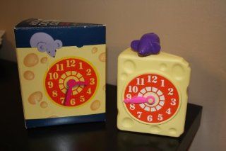 Avon Hickory Dickory Clock Collectible Vintage Empty Shampoo Bottle with Retail Box 