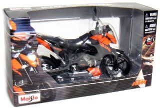 Maisto 1/12 Scale Motorcycle KTM 690 Duke Toys & Games