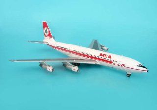 AVIATION200 1 200 Scale Model Aircraft AV2707006 Middle East Airlines 707 320B C New Q Toys & Games
