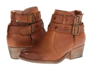 Betsey Johnson Willow Womens Boots (Tan)