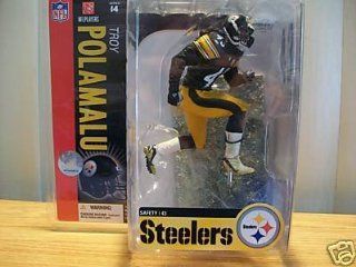 Troy Polamalu Pittsburgh Steelers Black Jersey Snow Covered Base Field Variant Chase Alternate McFarlane NFL Series 14 Action Figure Toys & Games