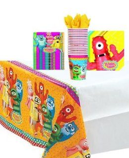 Yo Gabba Gabba Party Supplies Pack Including Plates, Cups, Napkins and Tablecover   16 Guests Toys & Games