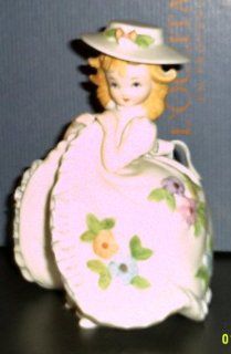 Hand Painted Lefton "Bloomer Girl" Antique Ivory & Flowers KW794   Collectible Figurines