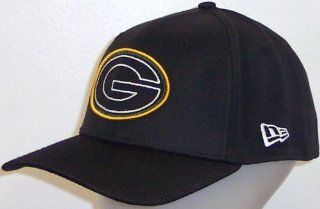 New Era Green Bay Packers Logo Line 39THIRTY Flex Hat   Black Medium/Large M/L 