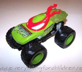 Hot Wheels Monster Jam  TEENAGE MUTANT NINJA TURTLES Toys & Games