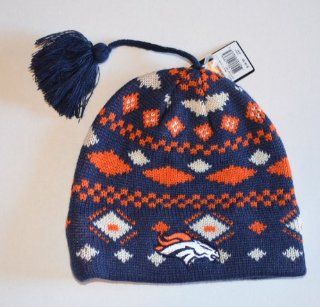 Denver Broncos Skull Cap with Tassel   NFL Cuffless Beanie Knit Toque Hat  Sports Fan Beanies  Sports & Outdoors