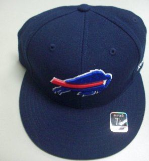 Buffalo Bills Flat Bill Fitted Hat by Reebok size 7 1/8 T987K  Sports Fan Baseball Caps  Sports & Outdoors