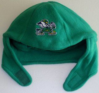 NCAA Notre Dame Infant Kelly Green Polar Fleece Chin Beanie with Embroidered Fighting Irish Logo (6 12 Mos.)  Infant And Toddler Sports Fan Apparel  Sports & Outdoors