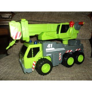 Matchbox Real Action Crane Truck Toys & Games
