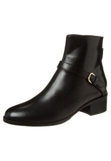 LK Bennett   JAMIE   Boots   black