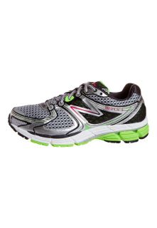 New Balance M 860 V3   Stabilty running shoes   silver