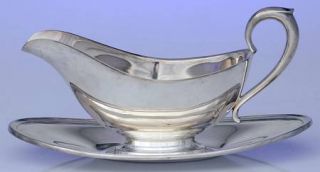 Gorham Colonial (Silverplate,Hollowware) Plated Gravy Boat with Attached Underpl