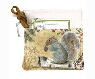 Squirrel Cookie Cutter Potholder (Kitchen Accessories) (Squirrel Lovers) (Figurines, Cloth Items, etc.)  