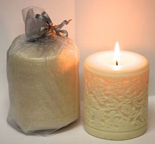 clovelly handcrafted rapeseed candle by parable