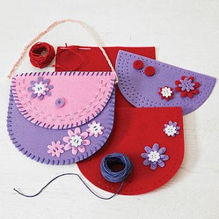 create your own pretty floral purse kit by sleepyheads
