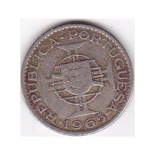 1965 Mozambique (Former Portugese Colony) 2.50 Escudos Coin 
