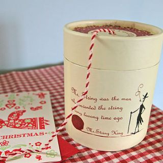mr string container with string by berry red