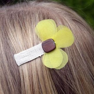 silk flower hair clip by kotori kits