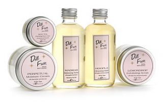 'refresh' skincare set   with free toner by doll face natural beauty cocktails