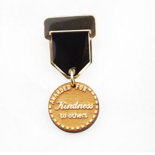 'kindness' champ badge medal pin by wue