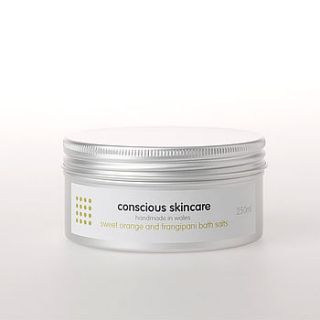 relaxing natural bath salts by conscious skincare