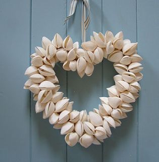 cockle shell heart wreath by seahorse