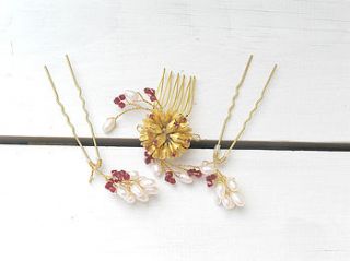 gold bridal hair comb and pins by heirlooms ever after