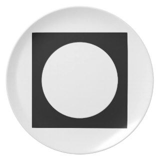 Black and White Circle, Simple Geometric Design. Dinner Plate